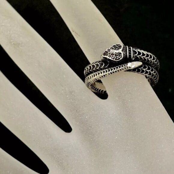 GUCCI Snake Band Ring size US8.5 EU22 Silver 925 Auth w/Bag s1143 - Picture 6 of 16
